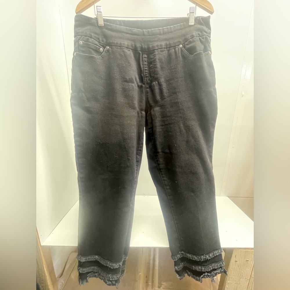 Slimsation By Multiples Frayed Hem Black‎ Ankle Jeans